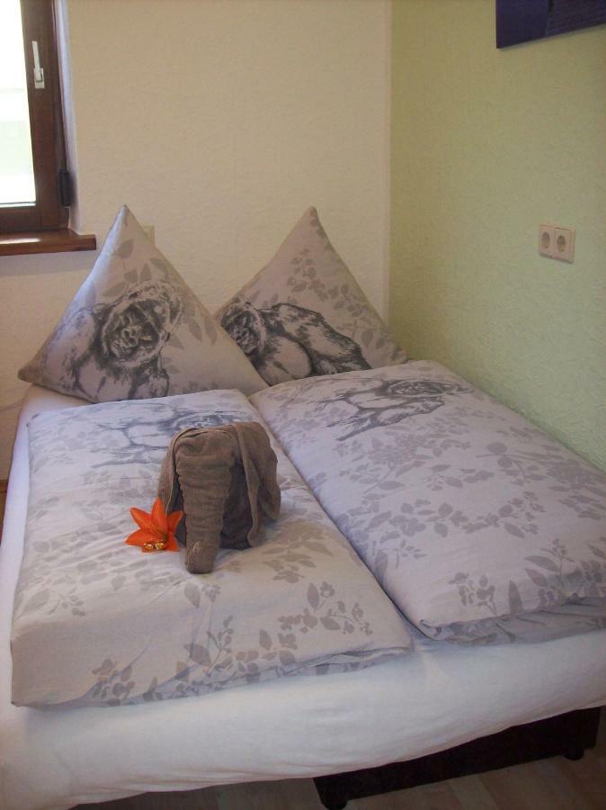 Apartment Fewo Efosa Каппель-Графенхаузен Экстерьер фото